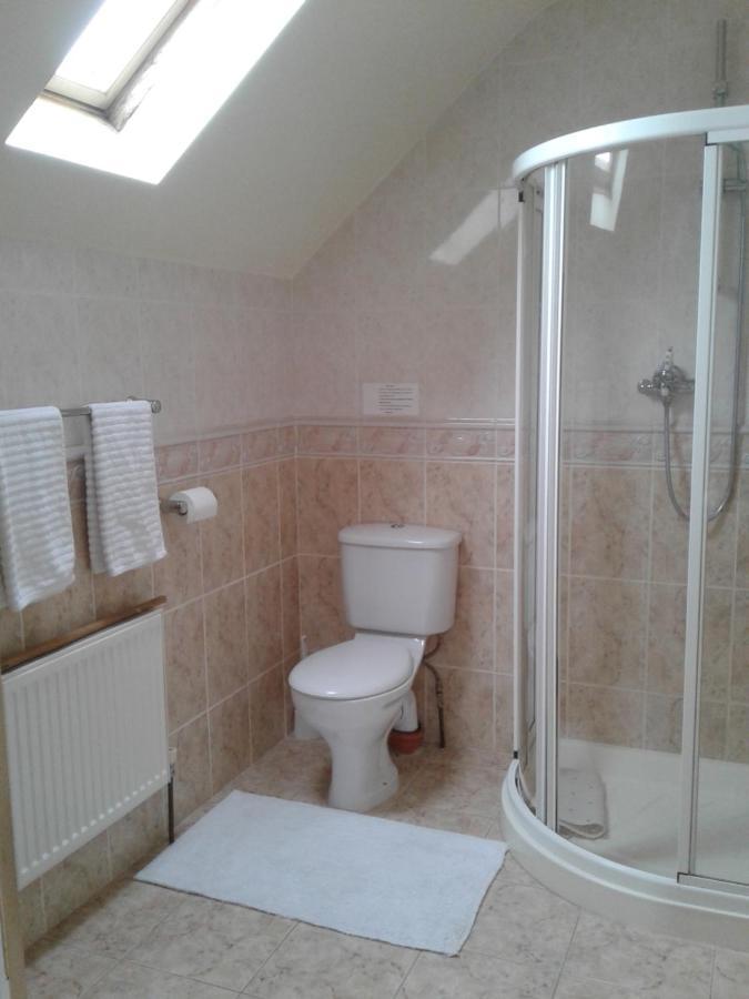 Devenish Lodge B&B Ballinrobe Exterior photo